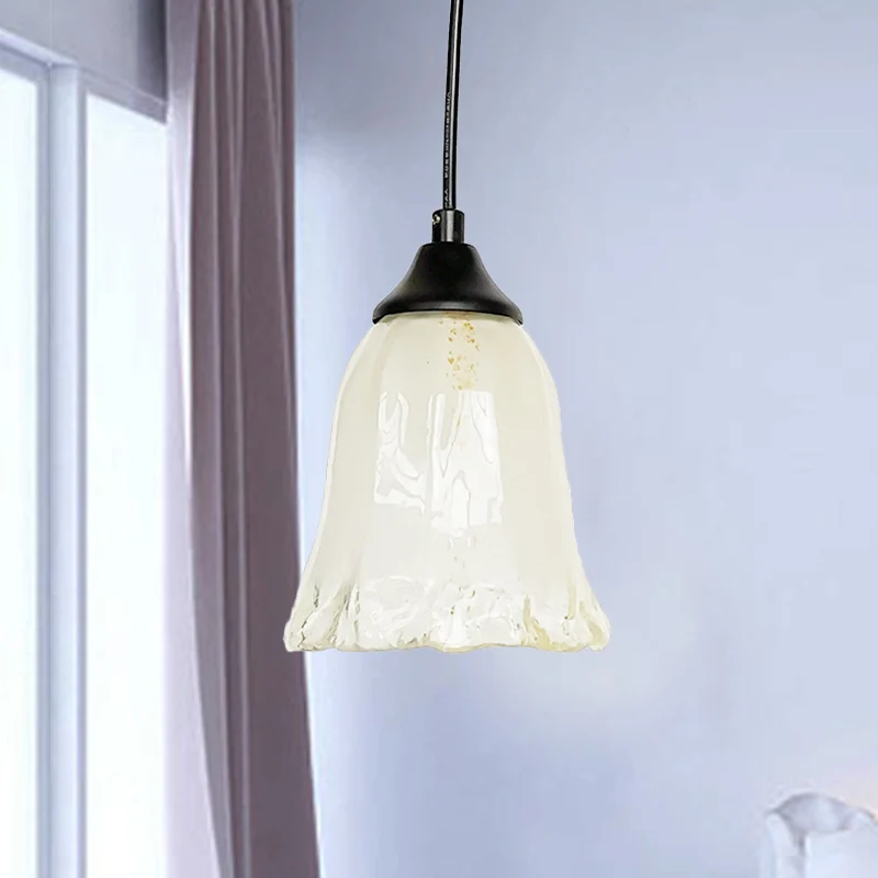 1-lichts woonkamer hanglamp modernistische zwarte hanglamp met bloem witte glazen kap Clearhalo
