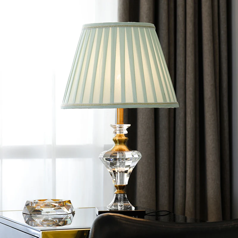 1-lichts woonkamer tafellamp moderne stijl meerblauwe nachtlamp met urnvormige kristallen voet Clearhalo