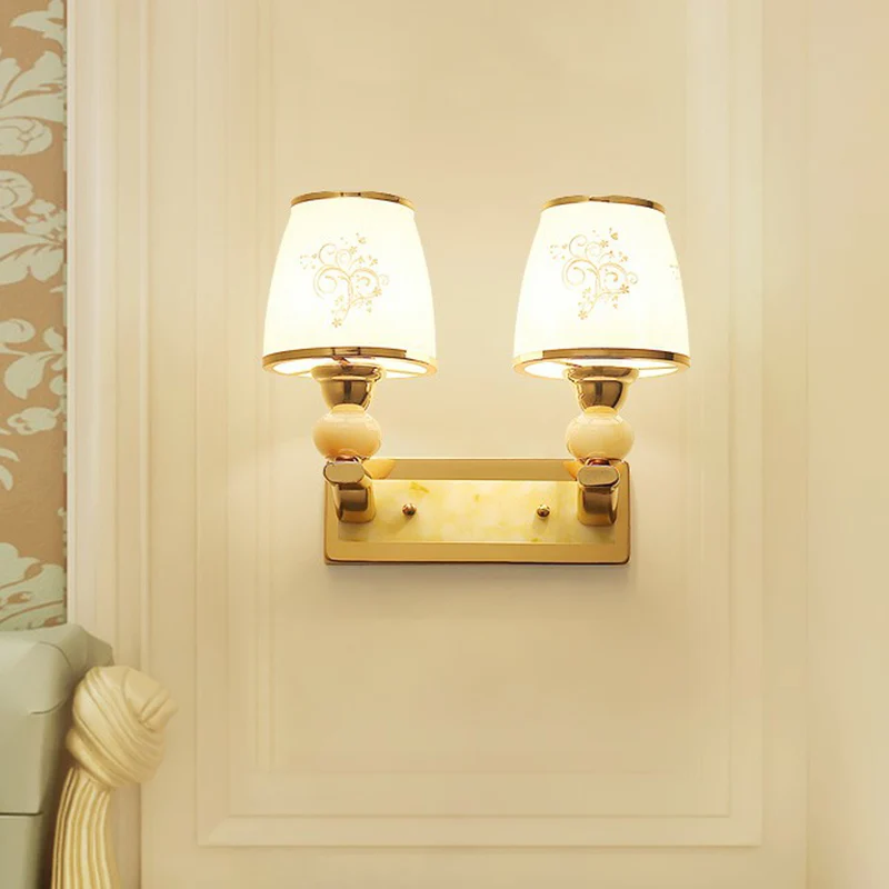 2-koppige witte glazen schanslamp, eenvoudige stijl, schaduwrijke woonkamer, muurverlichtingsideeën Clearhalo