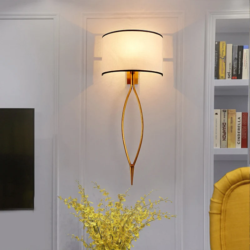 2-lichts wandlamp, eenvoudige woonkamerkandelaar met halfcilinder stoffen kap goud Clearhalo