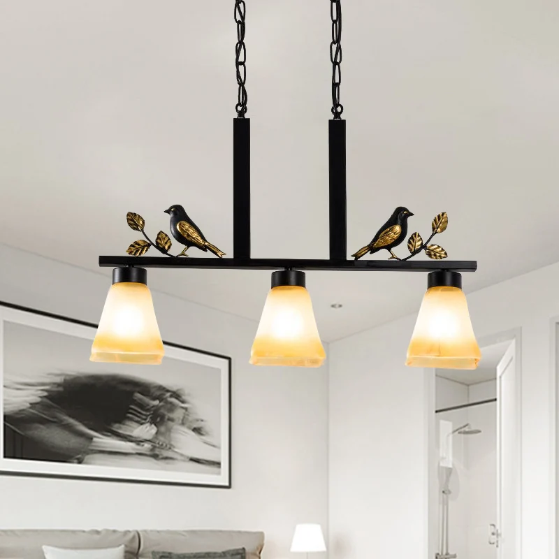 3-kops bruin glazen eilandlichthanger, traditionele zwarte afwerking, bel-eetkamerplafondlamp met vogeldeco Clearhalo