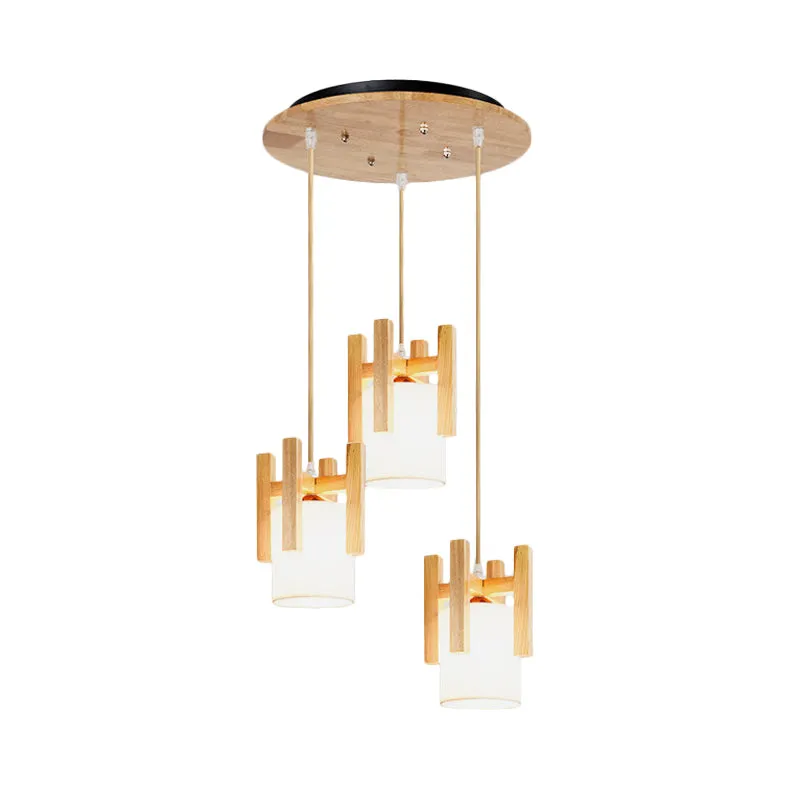 3-lichts dinette multi-licht hanglamp moderne beige plafondlamp met stoffen kolomkap en houten hekwerk Clearhalo