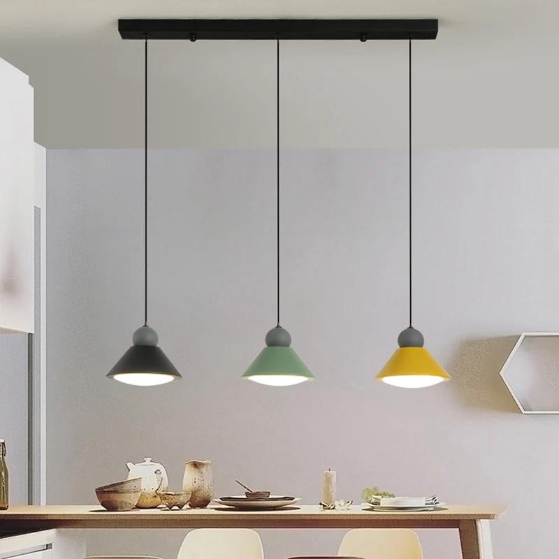 3-lichts eetkamer multi-plafondlamp Macaron zwart-groen-gele LED-hanglamp met conische metalen kap Clearhalo