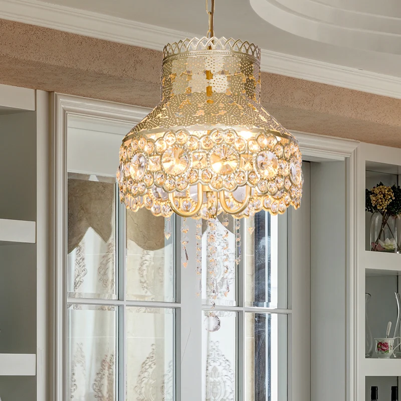 3-lichts plafondkroonluchter, vintage urnvormige metalen hanglamp messing met kristallen decoratie Clearhalo