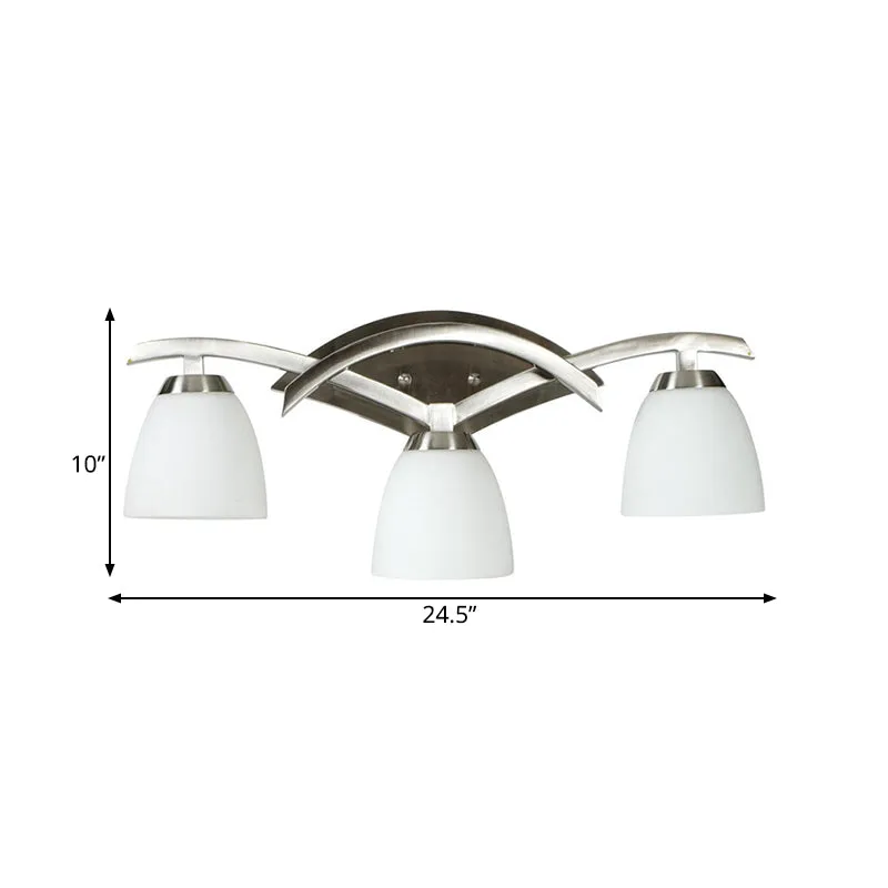 3-lichts wandlamp met kegelvormige witte glazen kap Klassieke badkamermeubelverlichting Clearhalo