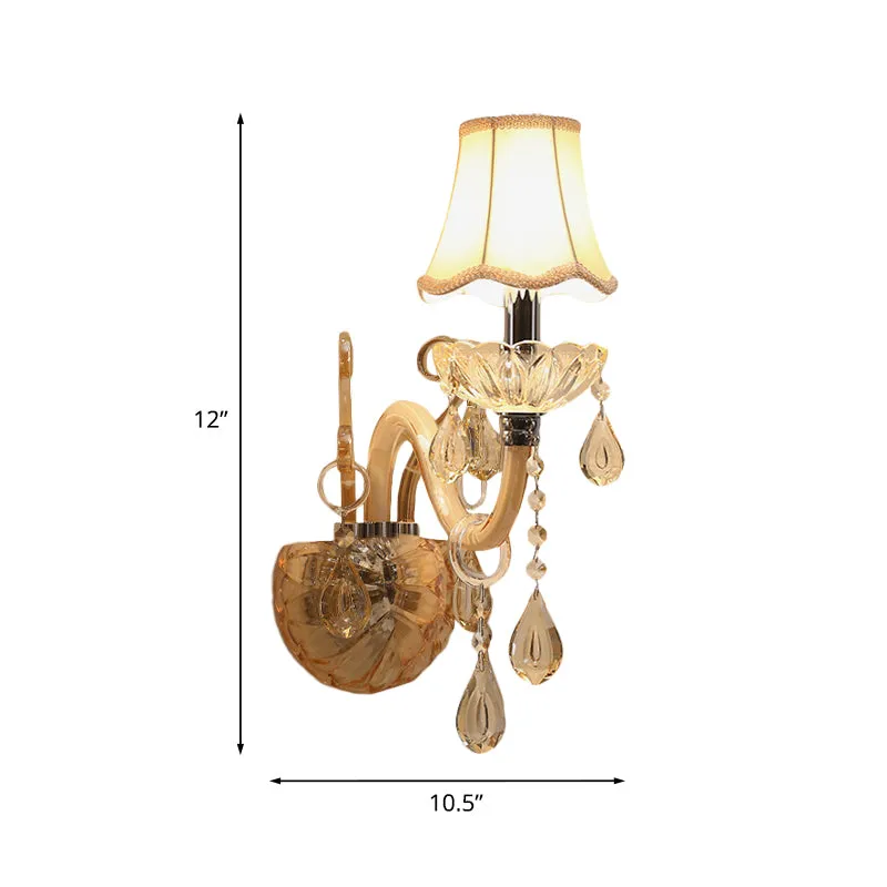 Amberkleurige glazen kaars wandverlichting Traditionele 1/2-lamp slaapkamer schanslamp met geschulpte stoffen kap Clearhalo