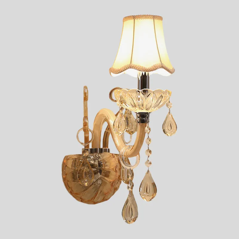 Amberkleurige glazen kaars wandverlichting Traditionele 1/2-lamp slaapkamer schanslamp met geschulpte stoffen kap Clearhalo
