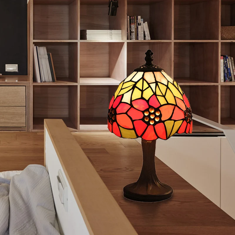 1 Art Deco Tafelverlichting met Kap Glas--lood Zonnebloem Staande Tafellamp Clearhalo