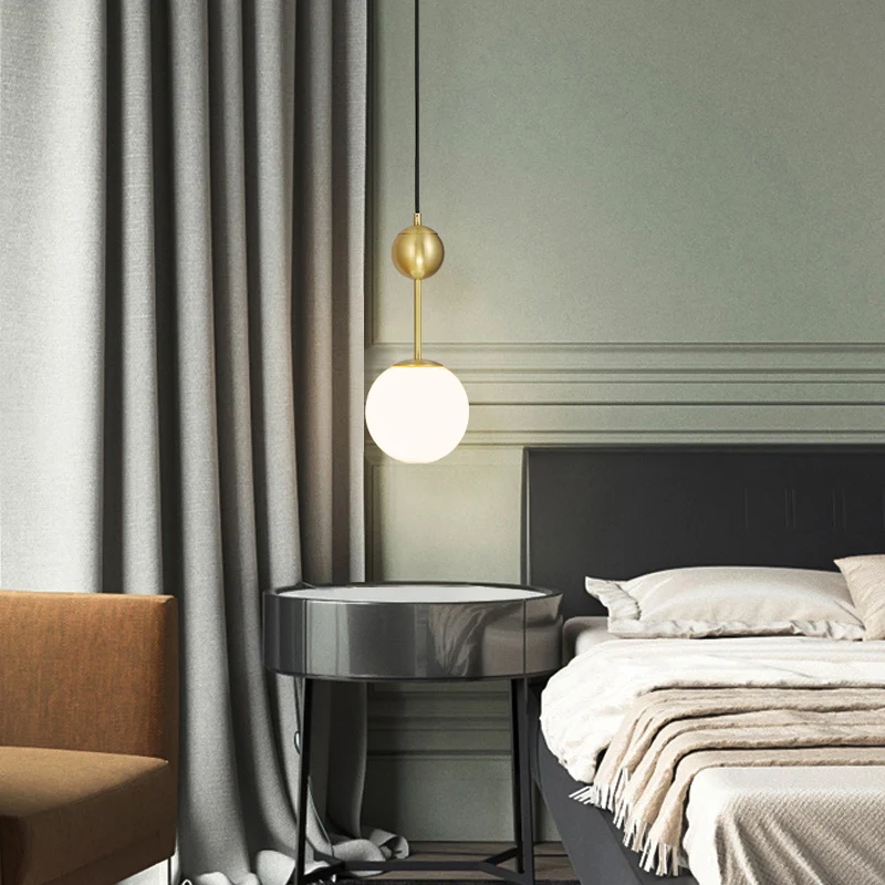 Ball Nachtkastje Hanglamp Opaline Glas 1-lichts Minimalistische hanglamp messing Clearhalo