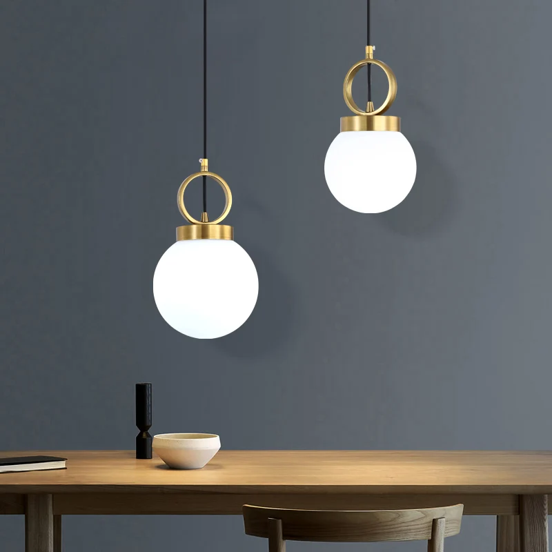 Ball Pendulum Light Simple Opal Glass Single Eetkamerhanglamp met gouden ringtop Clearhalo