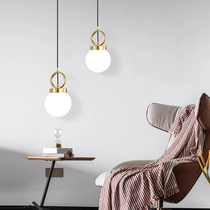 Ball Pendulum Light Simple Opal Glass Single Eetkamerhanglamp met gouden ringtop Clearhalo