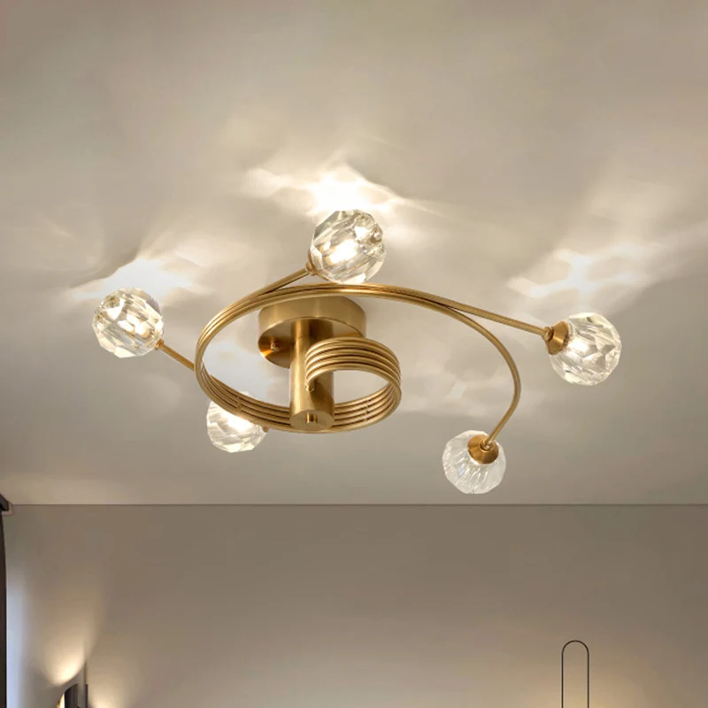 Ball semi-inbouw traditioneel geslepen kristal 5-kops goudkleurige plafondmontagelamp met gebogen metalen arm Clearhalo