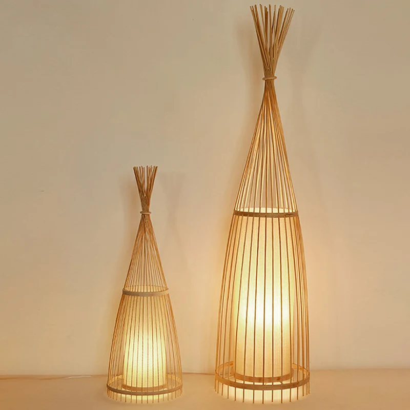 Bamboe taps toelopende vloerlamp Zuid-Oost-Azië Enkele staande lamp met cilindrische kap aan de binnenkant Clearhalo