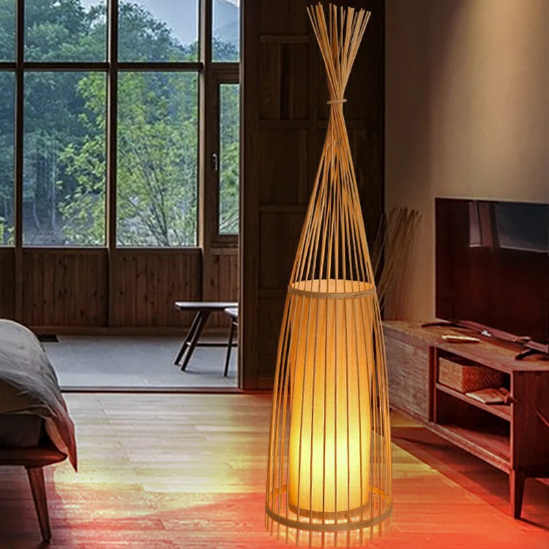 Bamboe taps toelopende vloerlamp Zuid-Oost-Azië Enkele staande lamp met cilindrische kap aan de binnenkant Clearhalo