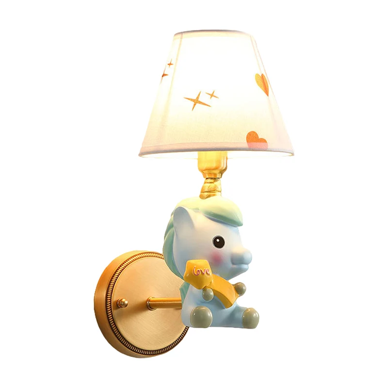 Barrel Metal Sconce Kinder enkel lichtroze/blauw wandgemonteerd lichtarmatuur met cartoon-ponybasis Clearhalo