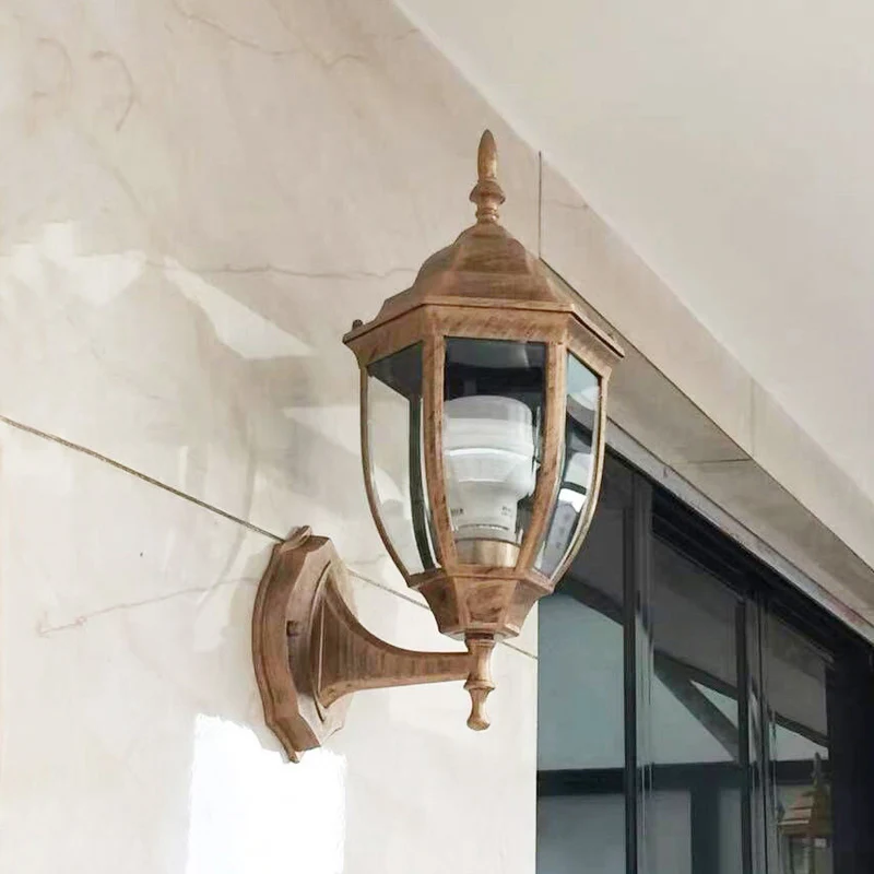 Bell Garden Wandverlichtingsideeën Vintage aluminium 1-lichts wandlamp met glazen kap Clearhalo