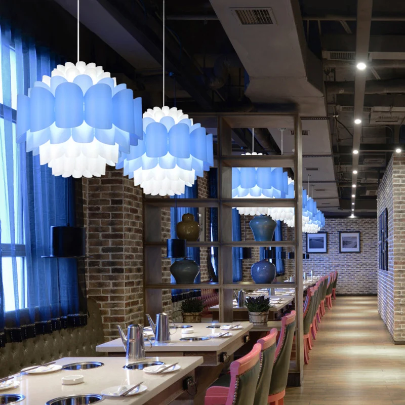 Blauw gelaagde bloemenhangende verlichting modernistische acryl LED hangende plafondlamp voor restaurant Clearhalo