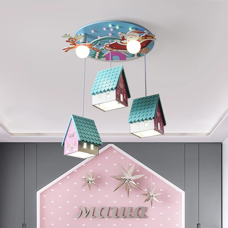 Blauwe tegel-dak huis cluster hanger cartoon 5 lampen houten hangende lichtarmatuur voor kinderkamer Clearhalo
