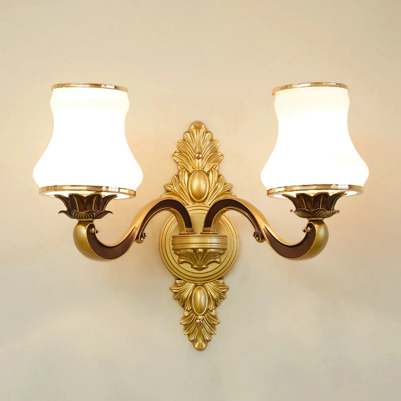 Bloemen crèmekleurige glazen wandlamp Vintage woonkamer wandlamp goud Clearhalo