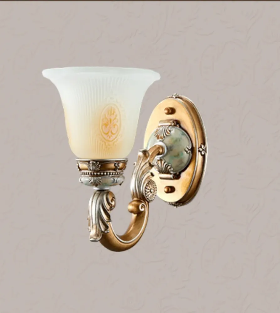Bloom Hal Wandkandelaar Licht Frans Landelijk Melkachtig Glas Enkele Lamp Witte Wandlamp met Carving Flower Decor Clearhalo