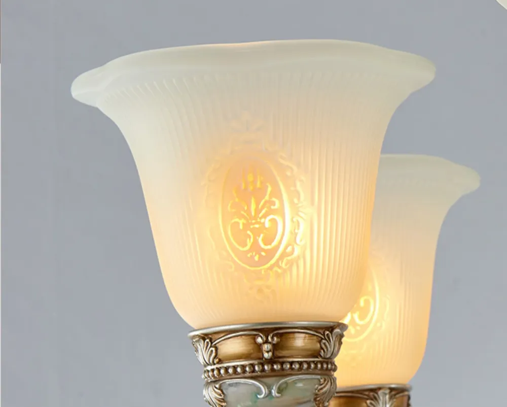 Bloom Hal Wandkandelaar Licht Frans Landelijk Melkachtig Glas Enkele Lamp Witte Wandlamp met Carving Flower Decor Clearhalo