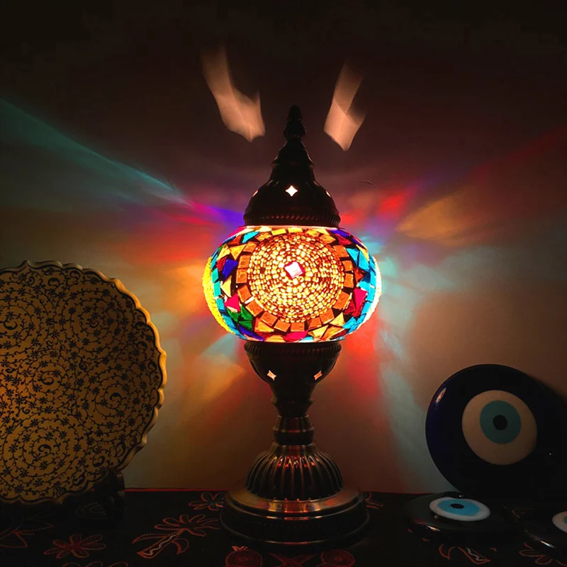 Bolvormige tafellamp traditioneel blauw/groen/fluorescerend geel glas 1 lamp woonkamer taakverlichting Clearhalo