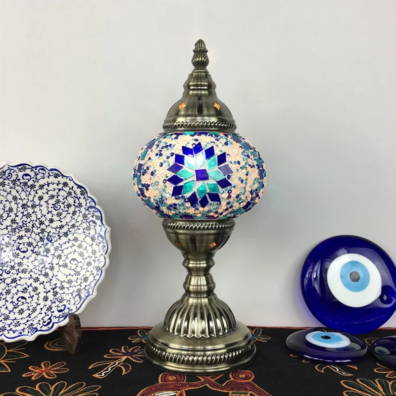Bolvormige tafellamp traditioneel blauw/groen/fluorescerend geel glas 1 lamp woonkamer taakverlichting Clearhalo