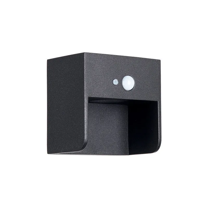 Box Solar Wandlamp Eenvoudige Stijl Metaal Zwarte Afwerking Wandmontage Verlichting voor Pathway Clearhalo