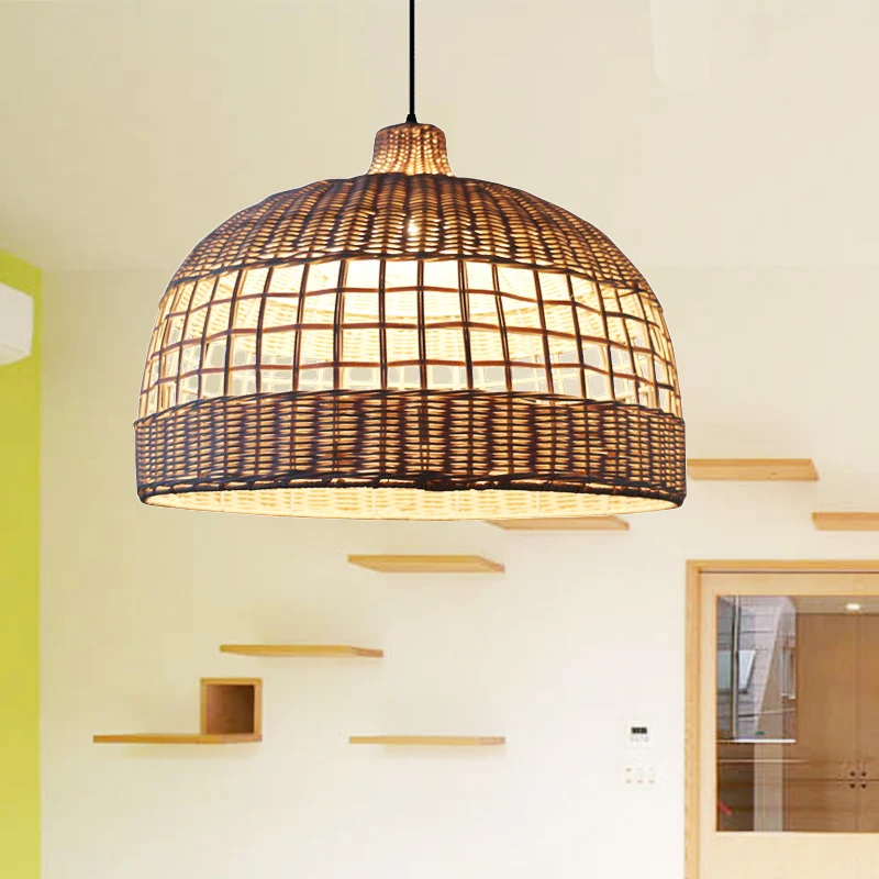 Bruine koepelvormige plafondlamp Rustiek geweven rotan 1-lichts hanglamp voor café-restaurant Clearhalo