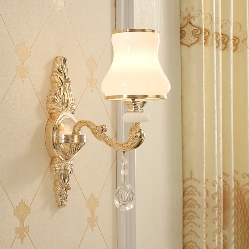 Bud Shade Corridor Wandmontage Licht Minimalisme Opaline Glas Goud Wandverlichting met hangend kristal Clearhalo