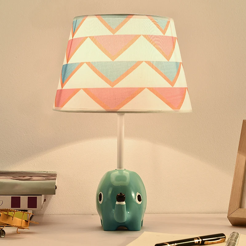 Cartoon taps toelopende tafelverlichting patroon stof 1-lichts kinderkamer nachtkastje lamp met hars olifant blauw Clearhalo