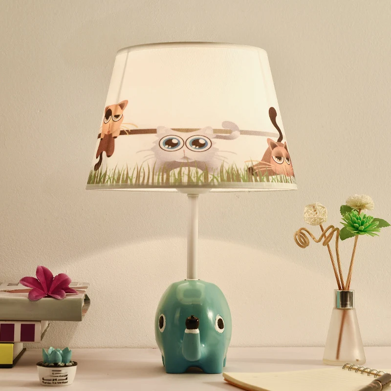 Cartoon taps toelopende tafelverlichting patroon stof 1-lichts kinderkamer nachtkastje lamp met hars olifant blauw Clearhalo