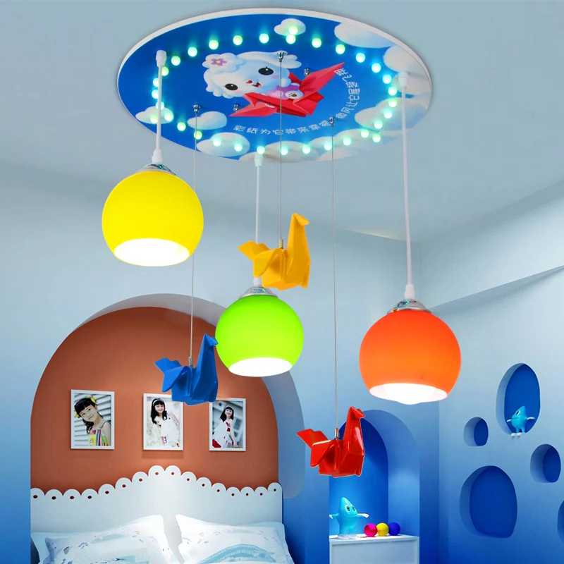 Cartoon-stijl koepelvormige hanglamp van geel en groen glas, 3-lichts slaapkamerhanglamp met ronde luifel blauw Clearhalo