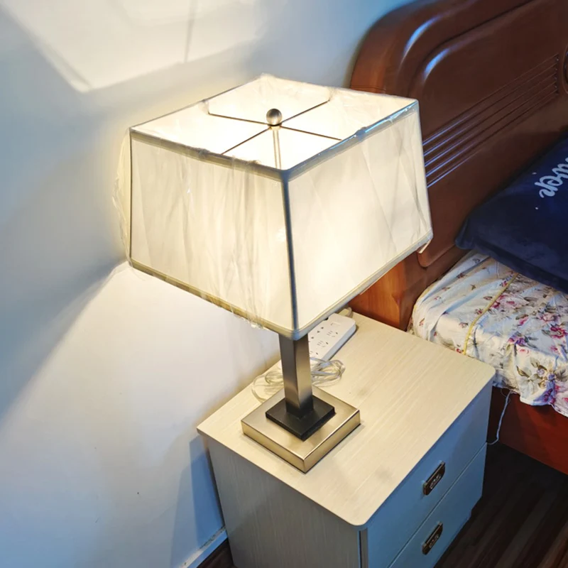 Chroom tafellamp met enkele lamp, vintage stoffen kubieke kooi-leeslamp met trekketting Clearhalo