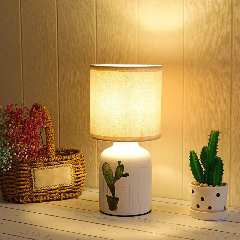 Cilinder bureaulamp modernistisch papier 1-lichts witte tafellamp met keramische voet en cactuspatroon Clearhalo