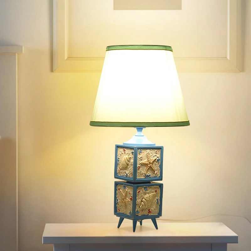 Conch kubieke slaapkamer nachttafellamp hars 1-lichts moderne taakverlichting met schaduw licht/hemelsblauw Clearhalo