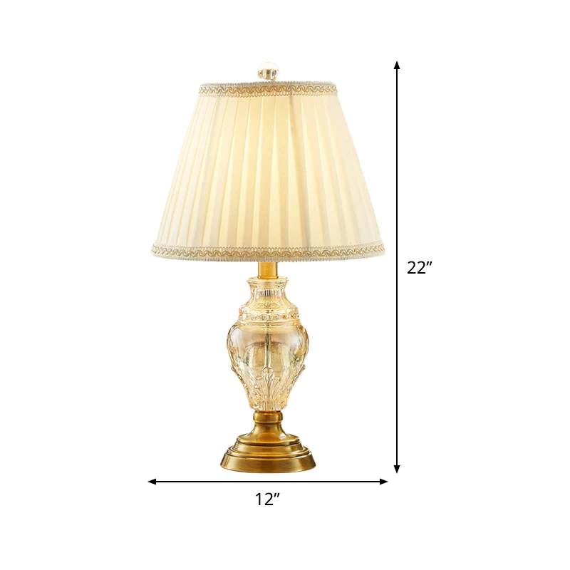 Conische bureaulamp modernistisch stof 1 lamp beige nachttafellamp met urn kristallen voet Clearhalo