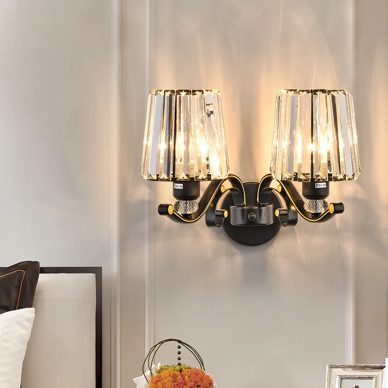 Conische wandlamp van helder glas, modernistische stijl, 1/2 lamp, zwarte schansverlichting met kristallen decoratie Clear...