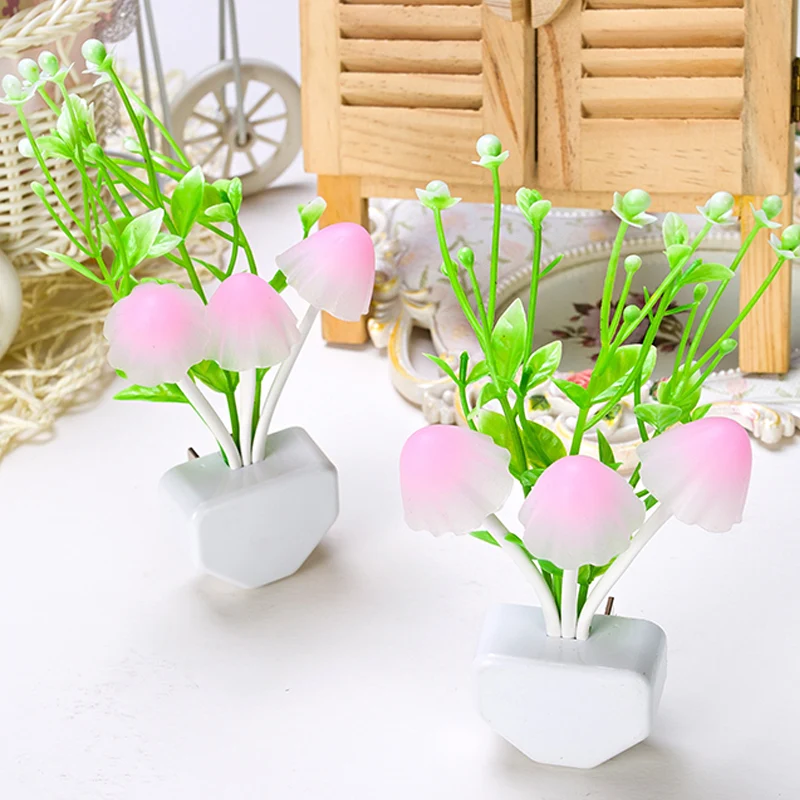 Decoratieve zeewier kunststof wandlamp, plug- LED-nachtlampje groen, veelkleurig licht Clearhalo