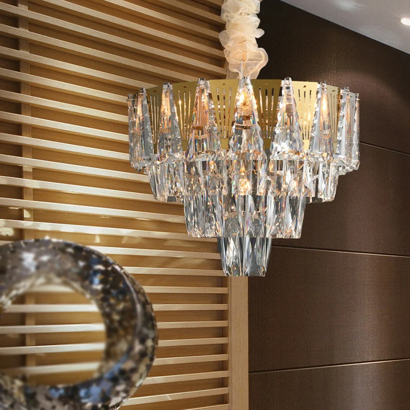 Driehoekskroonluchter Modernisme Metallic 7-lichts gouden hangende plafondlamp met kristallen ijspegel Clearhalo
