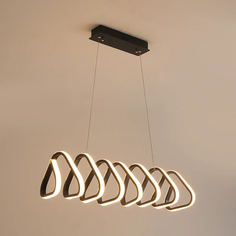 Driehoek/trapezium acryl hanglampset Hedendaagse LED zwarte kroonluchter warm/wit/natuurlijk licht Clearhalo