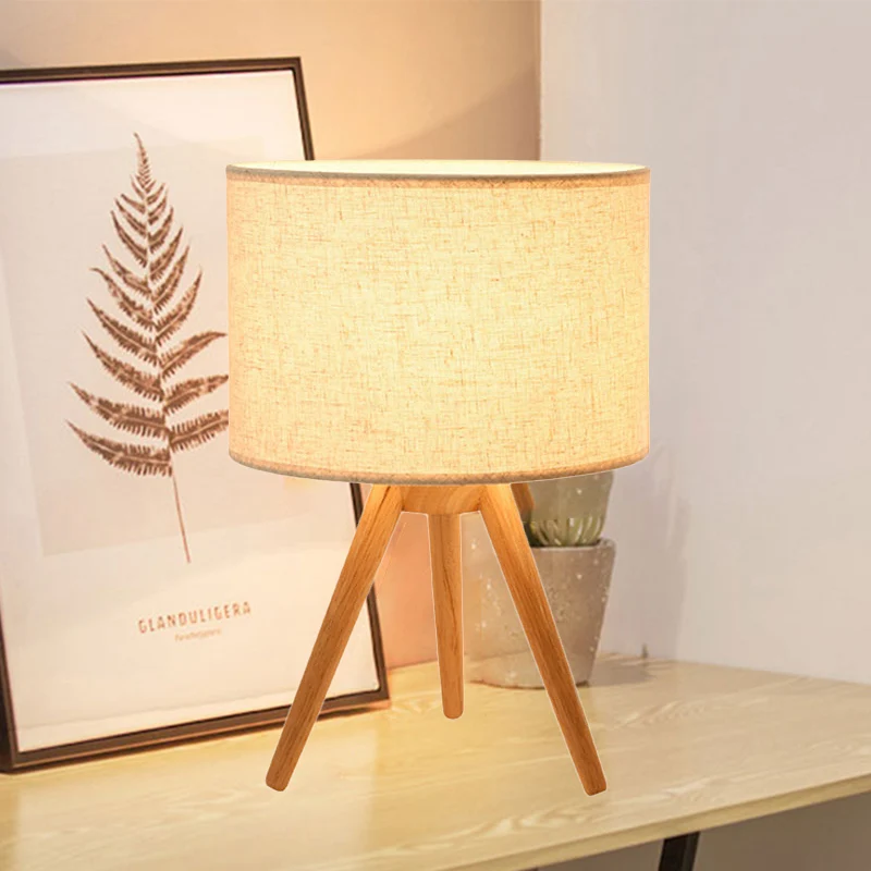Eigentijdse cilindertaakverlichting, stoffen LED-leesboeklamp met houten statief Clearhalo