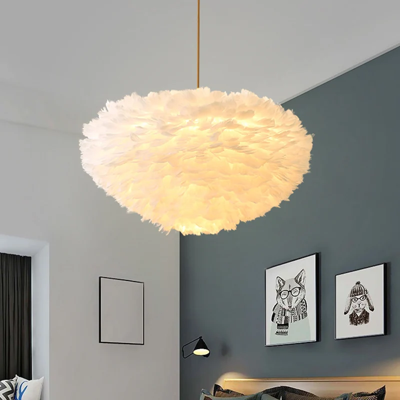 Eigentijdse Globe Feather kroonluchterlamp Moderne witte handgeweven veren hangende hanglamp voor slaapkamer Clearhalo
