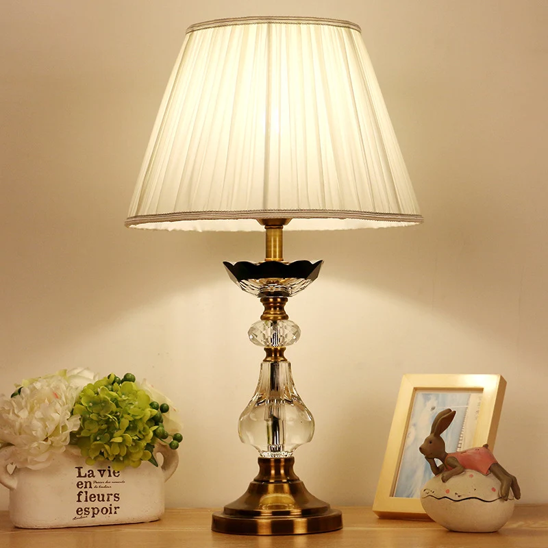 Eigentijdse taakverlichting met 1 lamp, witte flare leesboeklamp met stoffen kap Clearhalo