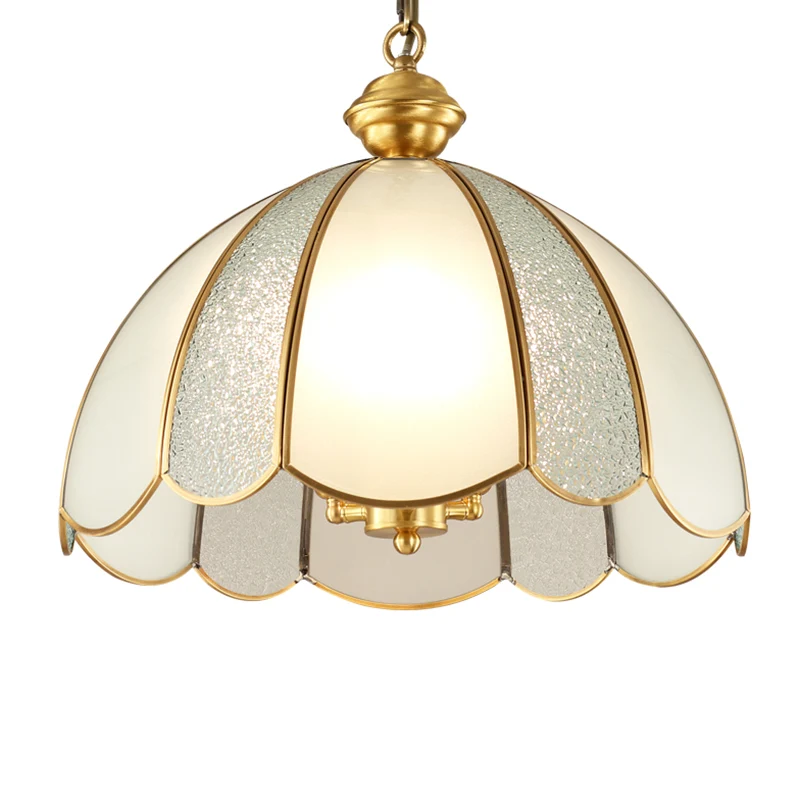 Elegante koepelvormige hanglamp met bloemscherm, gehamerd matglas, 1 licht messing hanglamp voor woonkamer Clearhalo