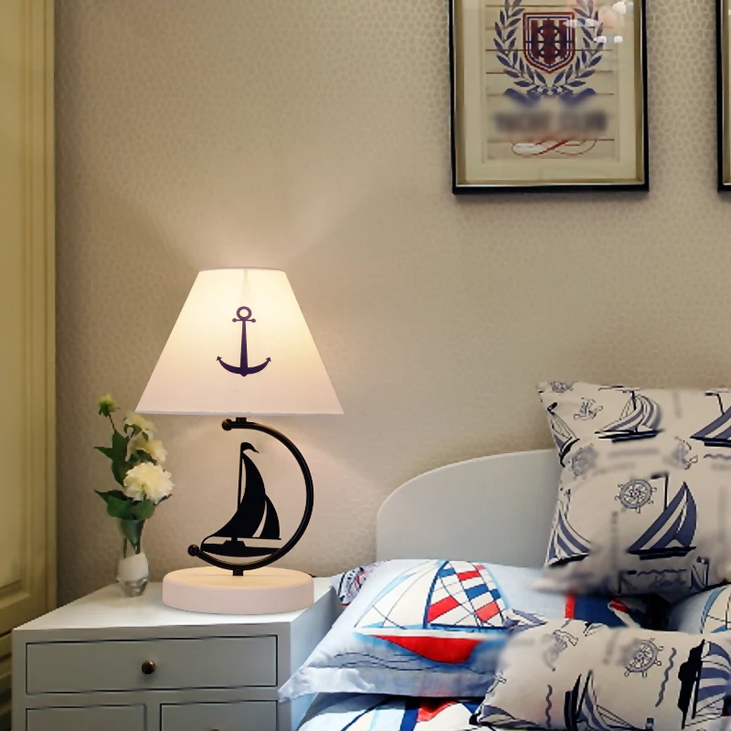 Empire Shade stoffen tafellamp kindernachtkastje met één lamp, wit, met zeilbootdecor Clearhalo