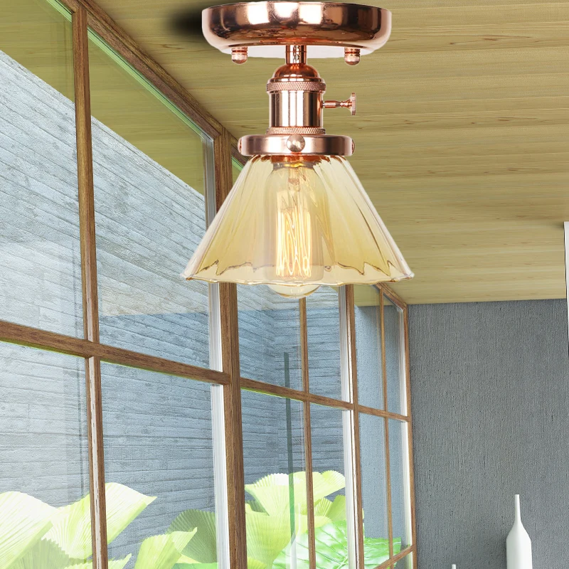 Enkele lamp, semi-inbouw, industriële globe/brede flare/diamant lichtarmatuur, plafond met heldere/amberkleurige glazen ka...