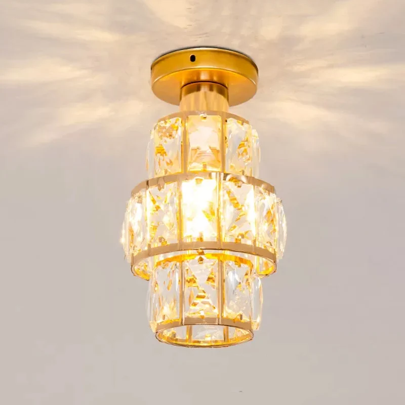 Enkelvoudig afgeschuind kristal ingelegd inbouwlicht Traditionele gouden cilindrische foyer semi-inbouwlamp Clearhalo