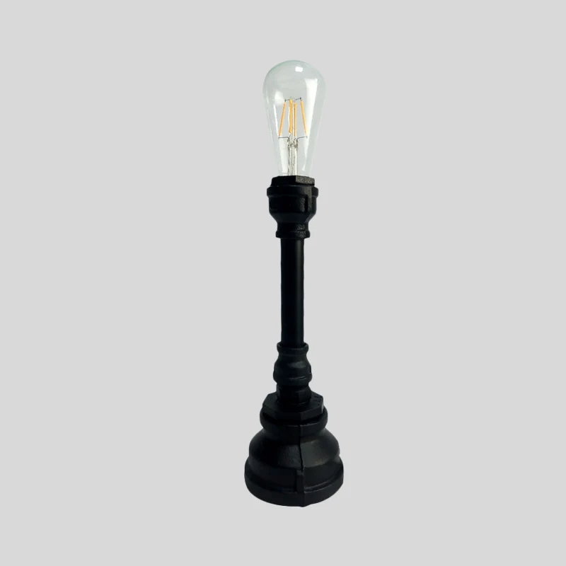 Farmhouse Piping Tafellamp 1-lamps metalen nachtkastjelamp zwart/roest met stekker snoer voor bar Clearhalo