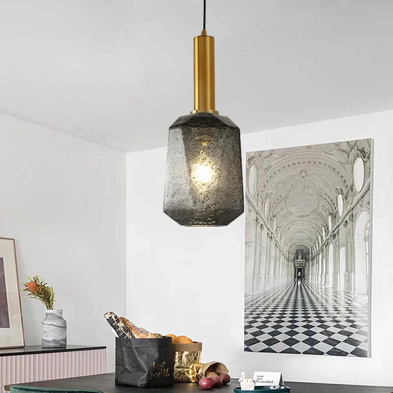 Gefacetteerde hanglamp aan het bed, rookgrijs glas, 1-lichts industriële hangende plafondlamp messing Clearhalo